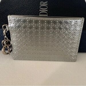 Dior Metallic Silver Cannage
Leather Lady Dior Card Holder